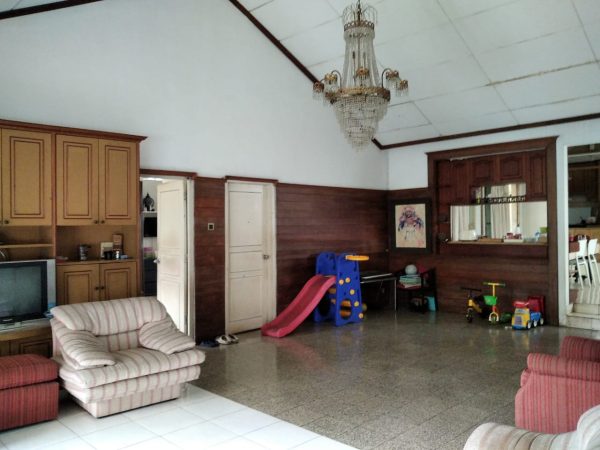 Rumah Dijual di Petukangan Selatan Komplek Deplu, Murah & Bisa Nego